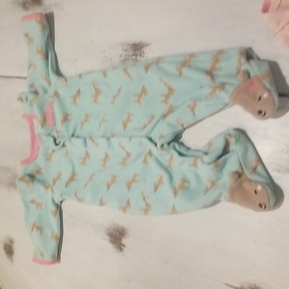 **Baby Girls Sleepers & Onesies Bundle Size 0-3 Months - Picture 2 of 5